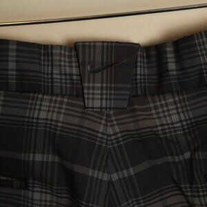 Nike Golf Men's black and gray plaid Tour Performance shorts 38 11" inseam EUC